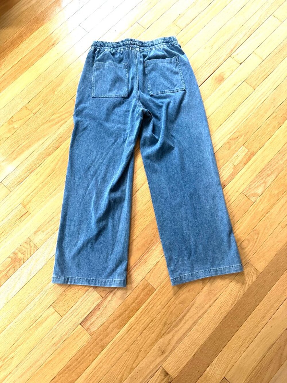 Charlie B Knit Wide-Leg Denim Drawstring Stretch Jogger - Size M - Picture 9 of 9